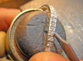 CORSO DI INCASSATURA E INCASTONATURA SPECIALIZZAZIONE